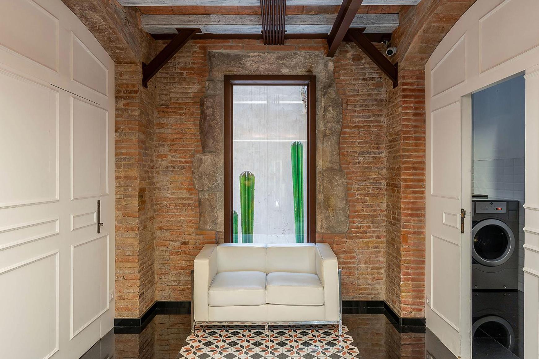 Enjoybcn Colon Apartments Barcelona Exterior photo