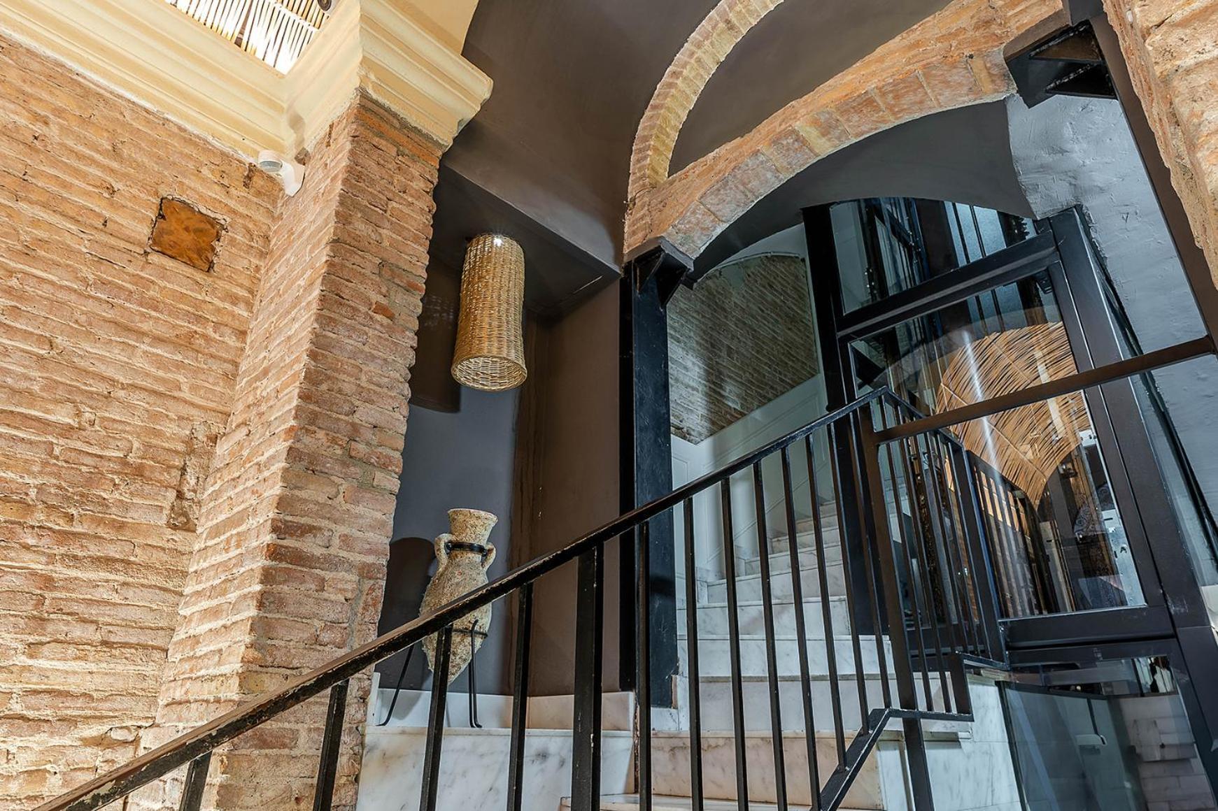 Enjoybcn Colon Apartments Barcelona Exterior photo