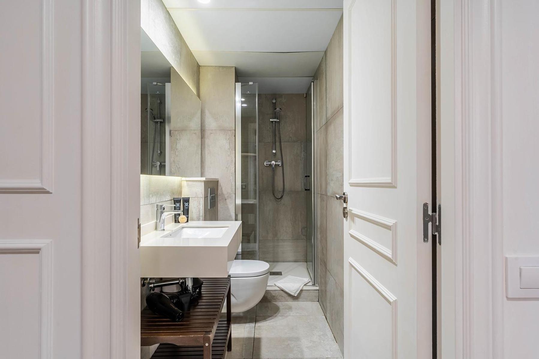 Enjoybcn Colon Apartments Barcelona Exterior photo