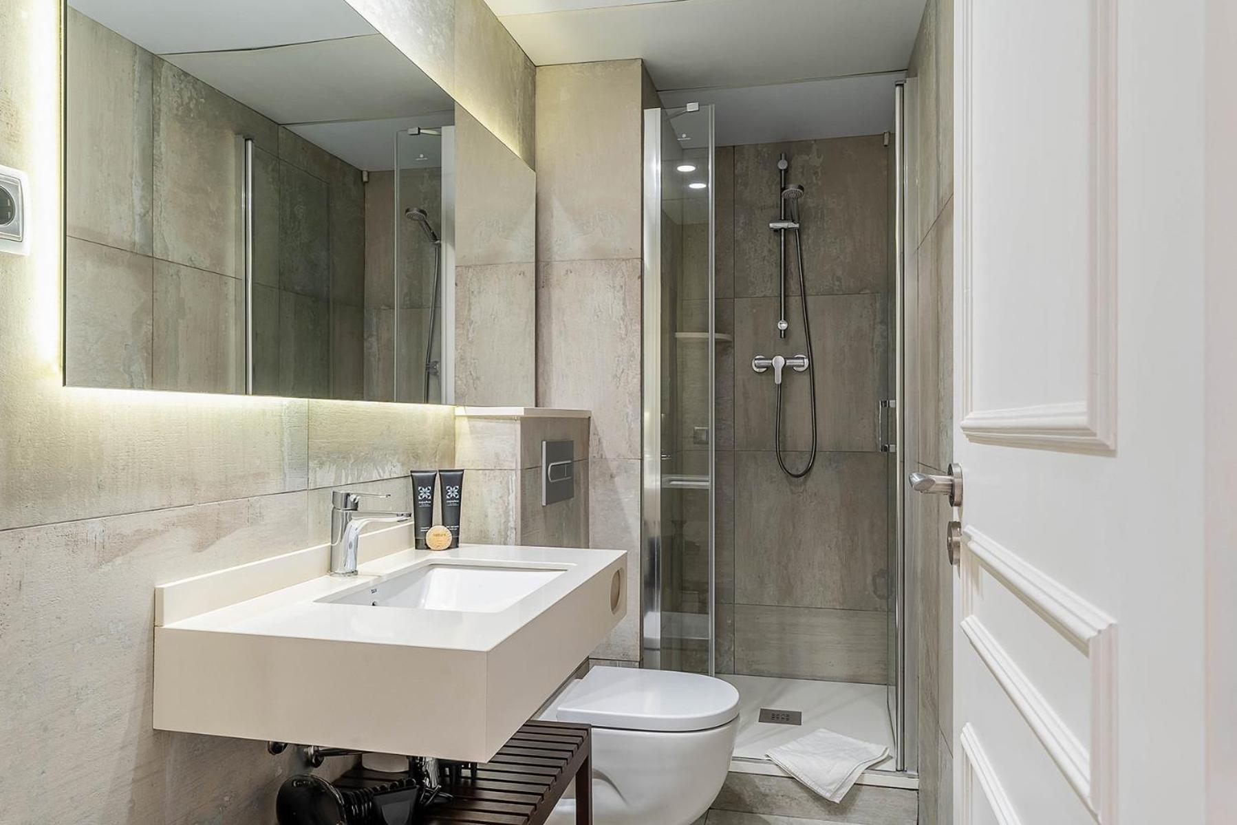 Enjoybcn Colon Apartments Barcelona Exterior photo