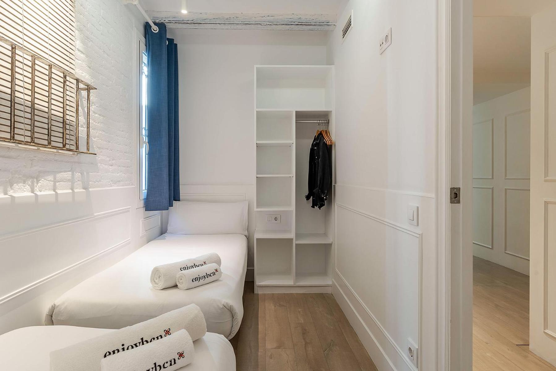Enjoybcn Colon Apartments Barcelona Exterior photo