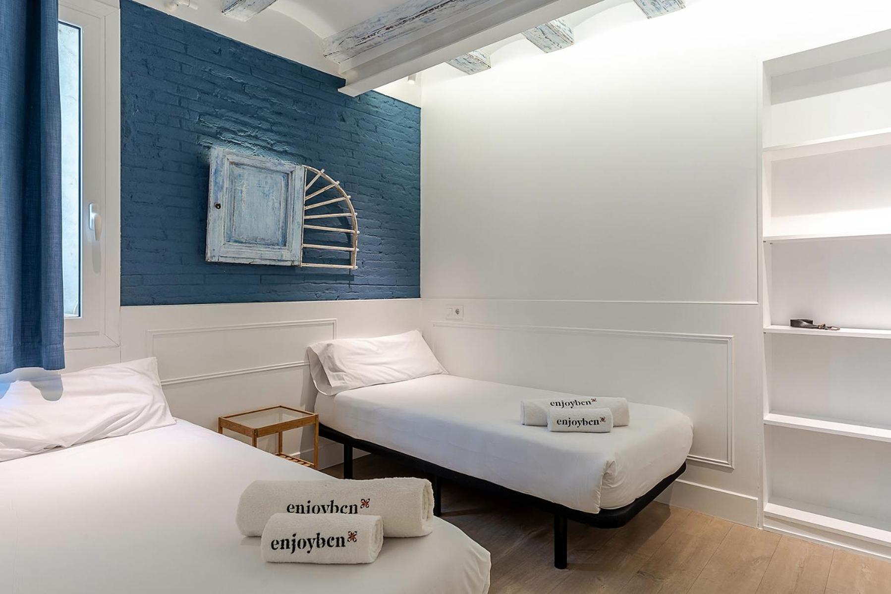 Enjoybcn Colon Apartments Barcelona Exterior photo